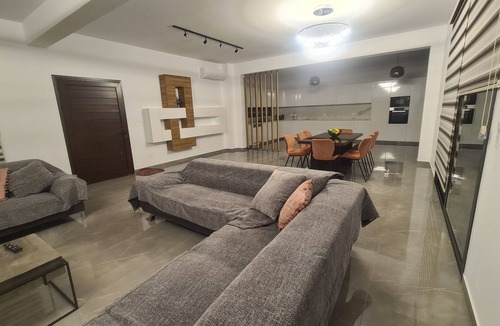 Polis Villa | Modern Luxury Villa near Lachi