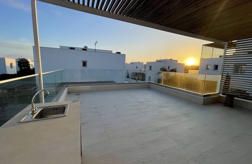 Geroskipou Villa | Modern new build villa, walking distance to the beach