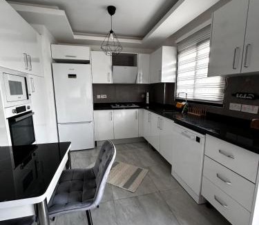 Politiko Apartment | Modern Pamfilya Kyrenia center
