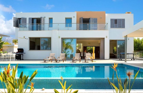 Polis Villa | Modern villa, perfect for large families