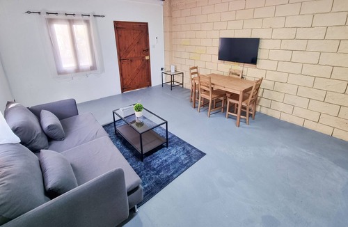 Agios Theodoros Apartment | Mountains Retreat Rooms & Suites Apt.4