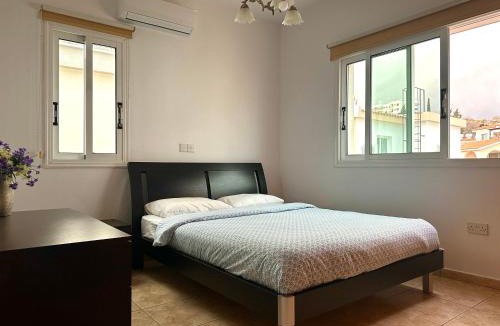 Universal House | Nanas Vacation House