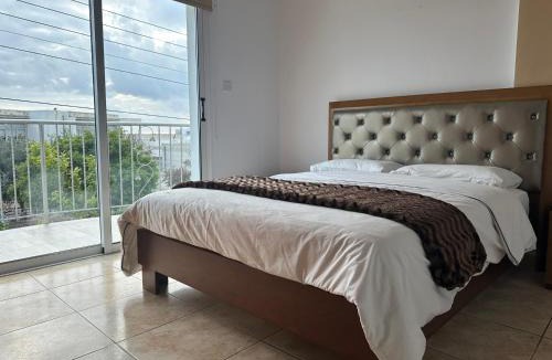 Universal House | Nanas Vacation House