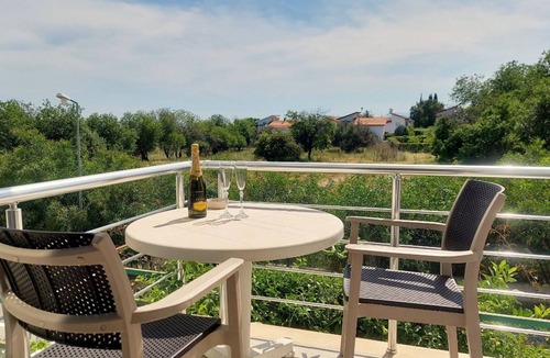 Karavas Apartment | Nature View Flat with Terrace in Kyrenia