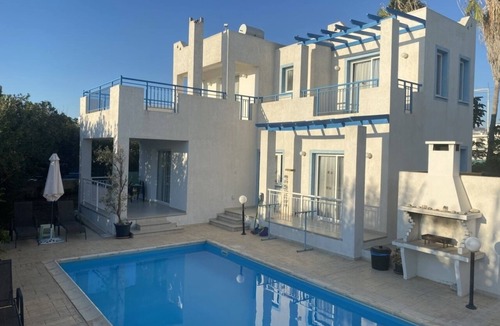 Chlorakas Villa | Near the sea! Family Friendly, Mediterranean style Villa, Special Offer!