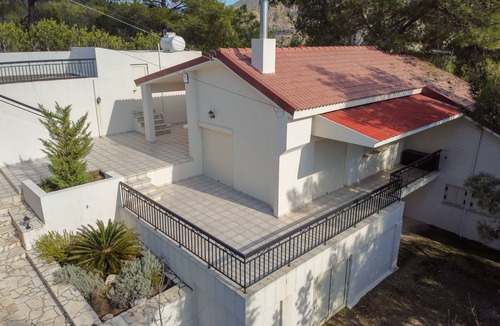 Moniatis Villa | Nestor Hillside House