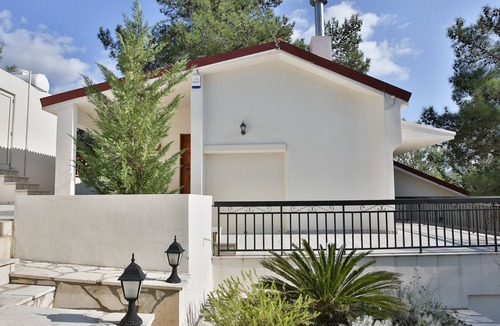 Moniatis Villa | Nestor Hillside House