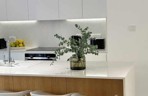 Tremithousa House | New 3 Bedroom Home-BBQ-Office-Lemon Tree Garden