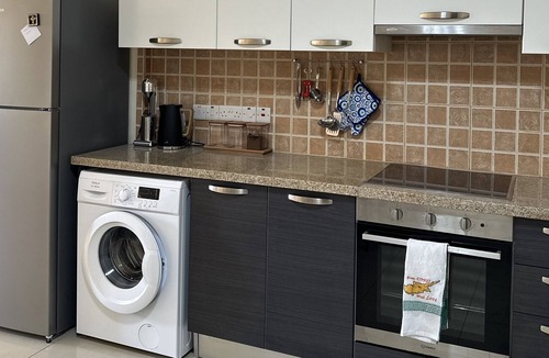Kato Polemidia Apartment | new Apartment, Prime Location