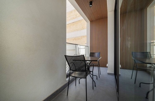 Historical Center Apartment | New Centre Studio with Balcony