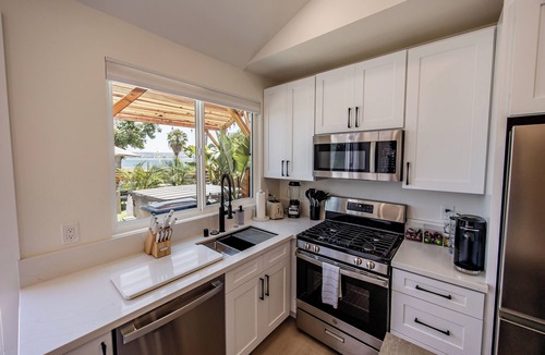 Crown Point House | New Ocean Front Villa! Tub Parking Bikes AC, The Best location and Amenities!