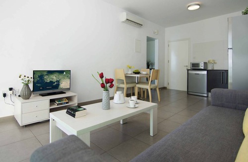 Protaras Apartment | NIOVI Sea View Aprt - Coralli Beachfront Resort