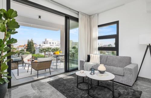 Agios Athanasios Apartment | Noir Luxury Residences by Nomads