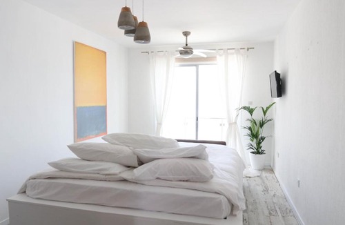 Paphos Apartment | NomaSuites - Sea Studio