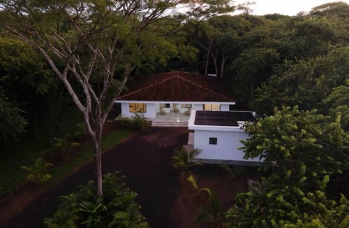 Playa Colorado House | Ocean Magic 3bd on Iguana golf course