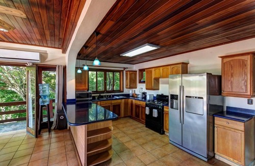 La Vista House | Oceanfront treehouse home w/ private pool, deck, near beach