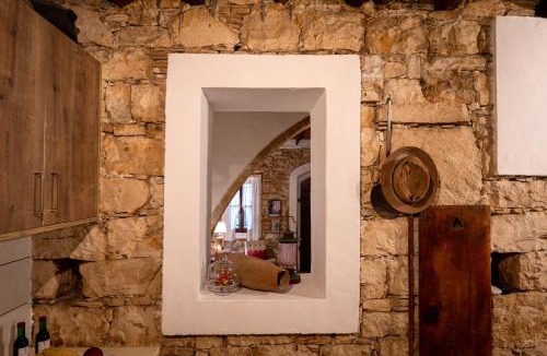 Lofou House | Oinoessa Traditional Boutique Guest Houses