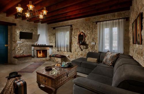 Lofou House | Oinoessa Traditional Boutique Guest Houses