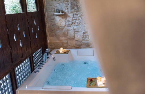 Vouni Bed & Breakfast | Oinou Strata - Adults Only
