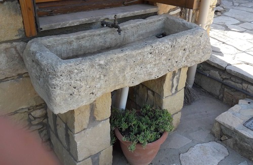 Anogyra Villa | Old Stone Villa 3 Beds with access to restaurant/cafe and shared pool