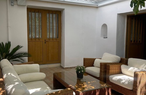 Omodos House | Omodos Serenity House