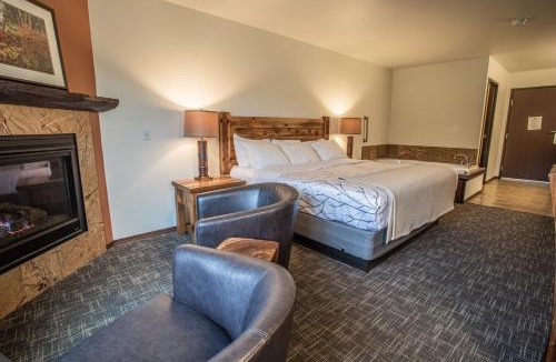 Sister Bay Hotel | Open Hearth Lodge
