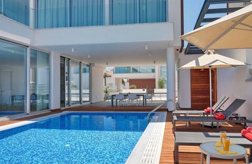 Paralimni Villa | Orchid Seaview Villa | 3BR with Pool, Jacuzzi & Sea Access