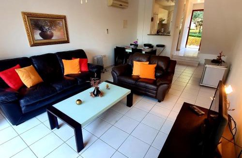 Koloni House | Owls Nest Townhouse