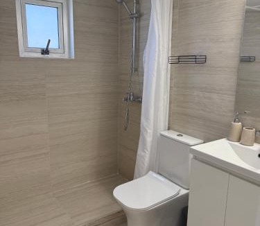 Agios Tychon Apartment | Palatino 1-Bedroom Apartment Near Beach