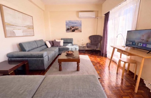 Larnaca Apartment | Panorama 2BDR Finikoudes Beach Larnaca