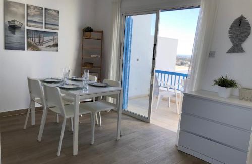 Chlorakas Apartment | Paphos - 2 Bed Apt, Amazing Sea Views, Pool, 15 Min Walk to Beach
