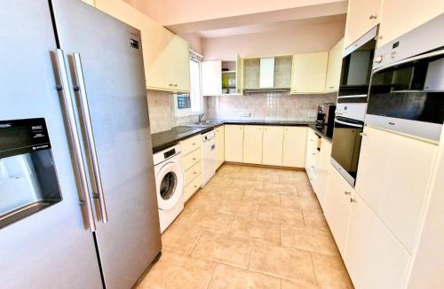 Old Town Apartment | Paphos Central Penthouse