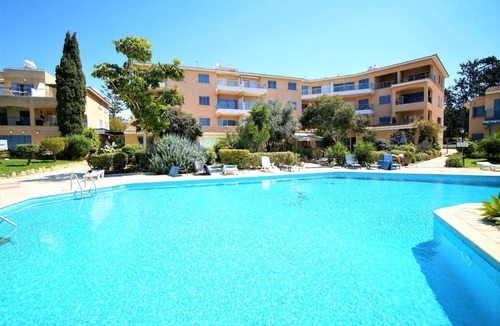 Universal Apartment | Paradise Gardens 3 Block B 205
