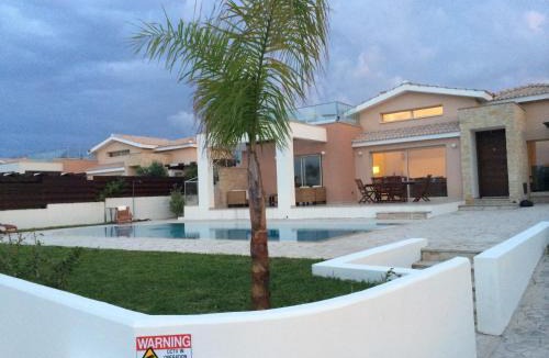Latchi Villa | Paradise Latchi Villa