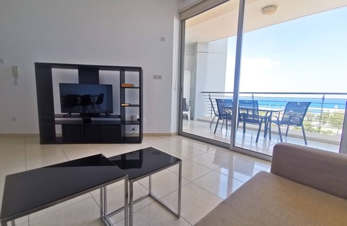Larnaca Apartment | Paradise Palms Seaview Apartment