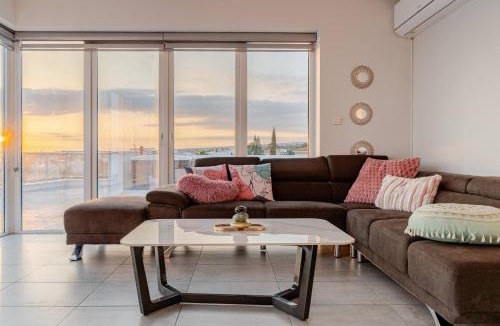 Agia Fyla Apartment | Penthouse Great View Hydromassage Penthouse hottub
