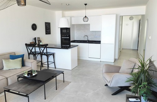 Karaagaรง Apartment | Penthouse on the waterfront with beautiful sea and mountain views. Deja Blue Wellness Resort