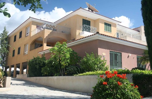Tala Apartment | Penthouse Sea View Apartment in Tala, Paphos, Cyprus in quiet location with pool