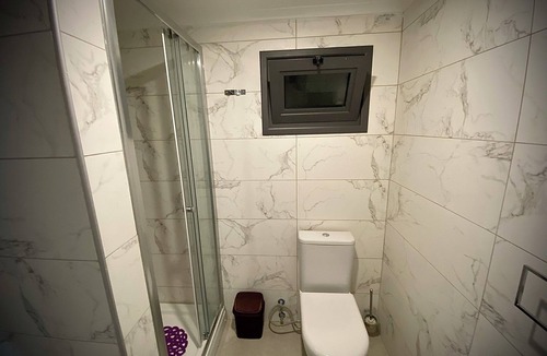 Yenisehir Apartment | Perfect 2-bedroom apartment with AC in fabulous Lefkoşa