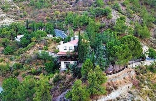 Askas House | Perneia Rooms
