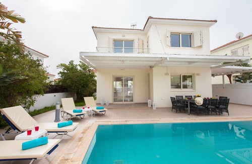 Pernera Villa | Pernera holiday villa - rentprivatevillas 588