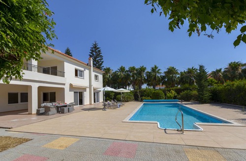 Pervolia Villa | Pervolia Nirides Seaside Mansion 7