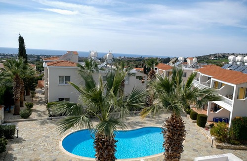 Peyia Town Apartment | Peyia Fontana - Executive 2-bedroom penthouse, panoramic sea views and Hot Tub