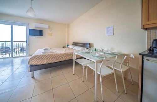 Peyia Town Apartment | Peyia Pearl 32 – Elevated Sea View Studio