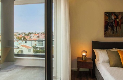 Agios Athanasios Apartment | Phaedrus Living: Sea View Anna Residence 301