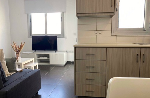Larnaca Apartment | Phaedrus Living City Flat Demetra 102