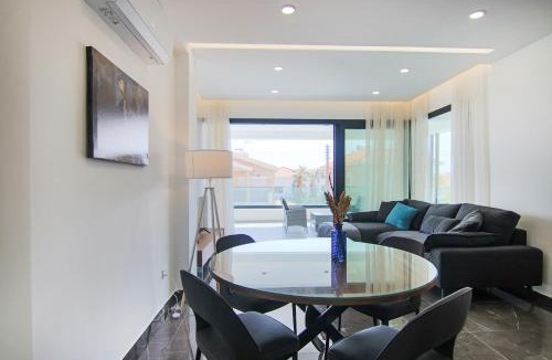Agios Athanasios Apartment | Phaedrus Living: City View Anna Residence 102