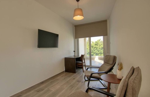 Larnaca Apartment | Phaedrus Living: Coral Suites Seabreeze