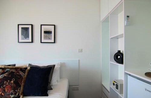 Acropolis Apartment | Phaedrus Living: Luxury Suite Nicosia 509
