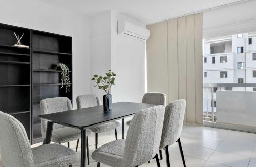Lykabittos Apartment | Phaedrus Living: Romanou Modern City Center Flat